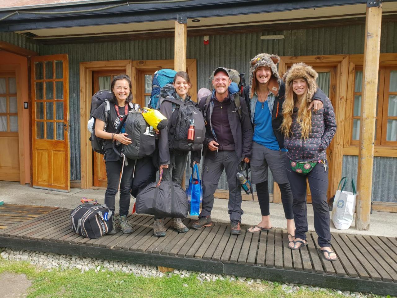 Lo De Momo Alojamiento Turistico Vandrerhjem Ushuaia Eksteriør bilde