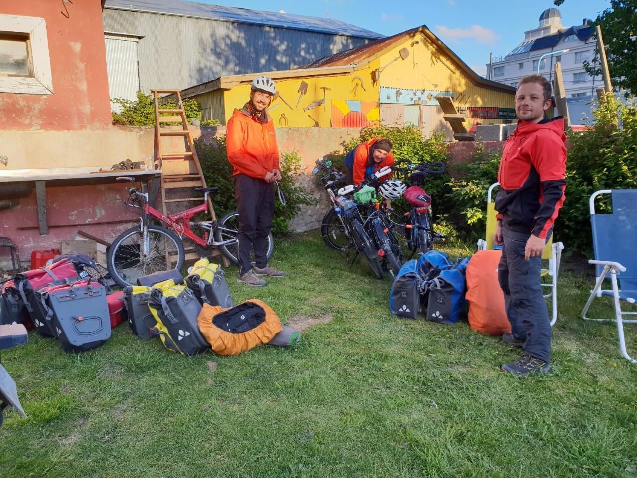 Lo De Momo Alojamiento Turistico Vandrerhjem Ushuaia Eksteriør bilde